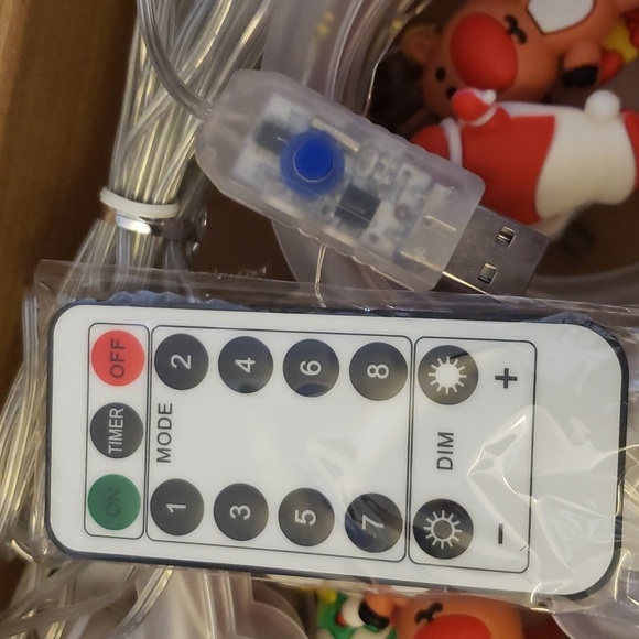 Madala USB Christmas Icicle Lights Featuring Santa and Friends with Remote - Picture 8 of 9